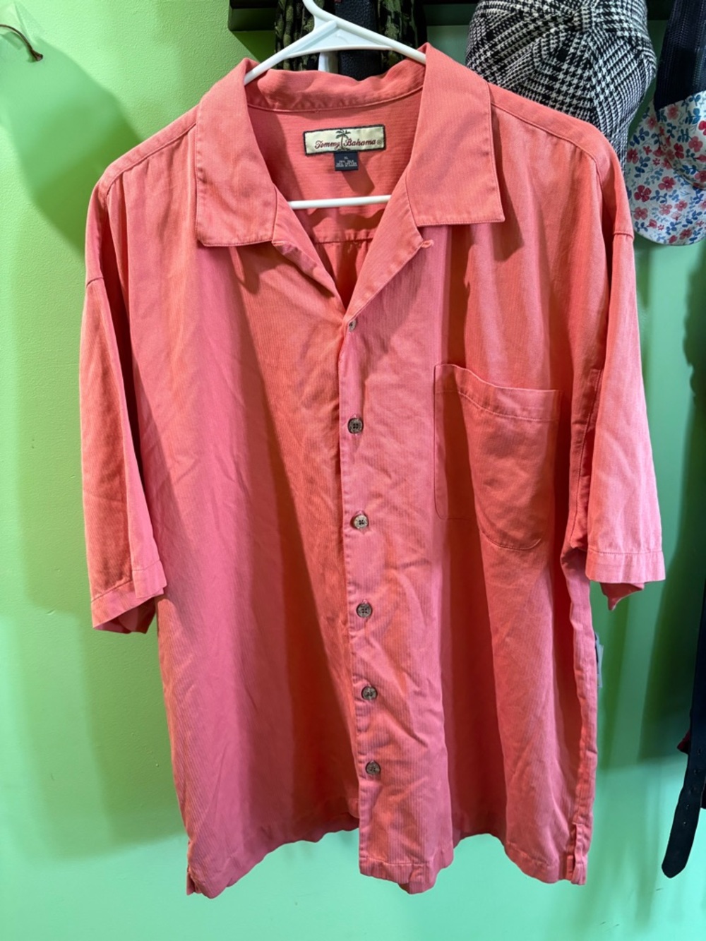 Men’s Tommy Bahama silk cotton button up Beach Resort T shirt XL Coral